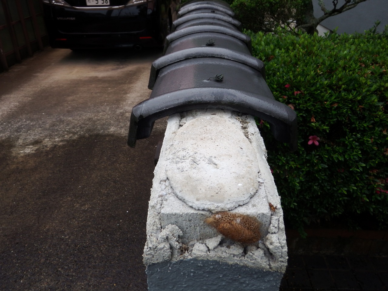 奈良市都祁のお宅で外構工事のための現場調査、門扉