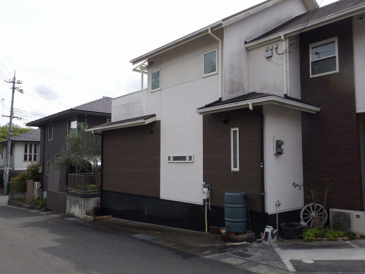 生駒市上町台のスレートが割れた屋根工事、足場の解体