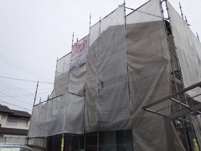 塗装足場と養生の確認