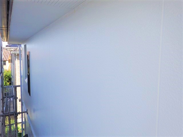 上塗り後の外壁の様子