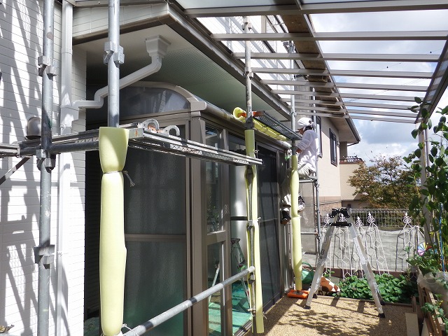 養生を外しながら最終チェック