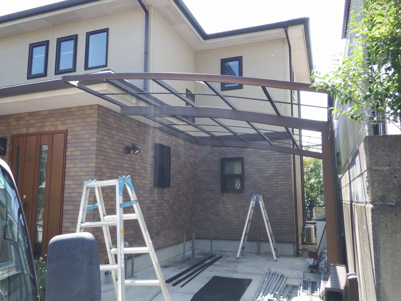 生駒市の塗装工事、カーポート屋根撤去
