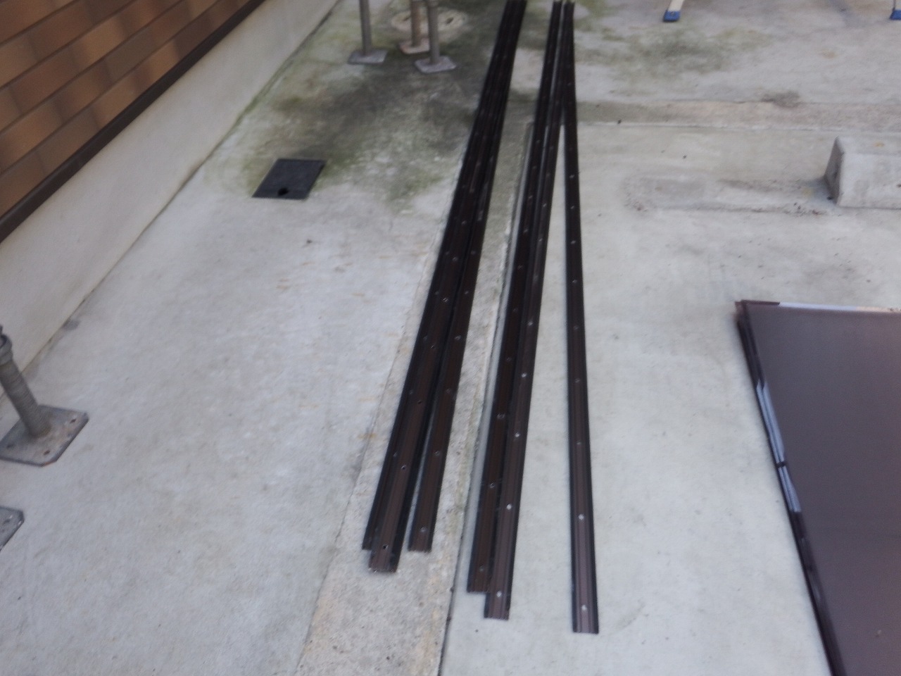 生駒市の塗装工事、平板の部品