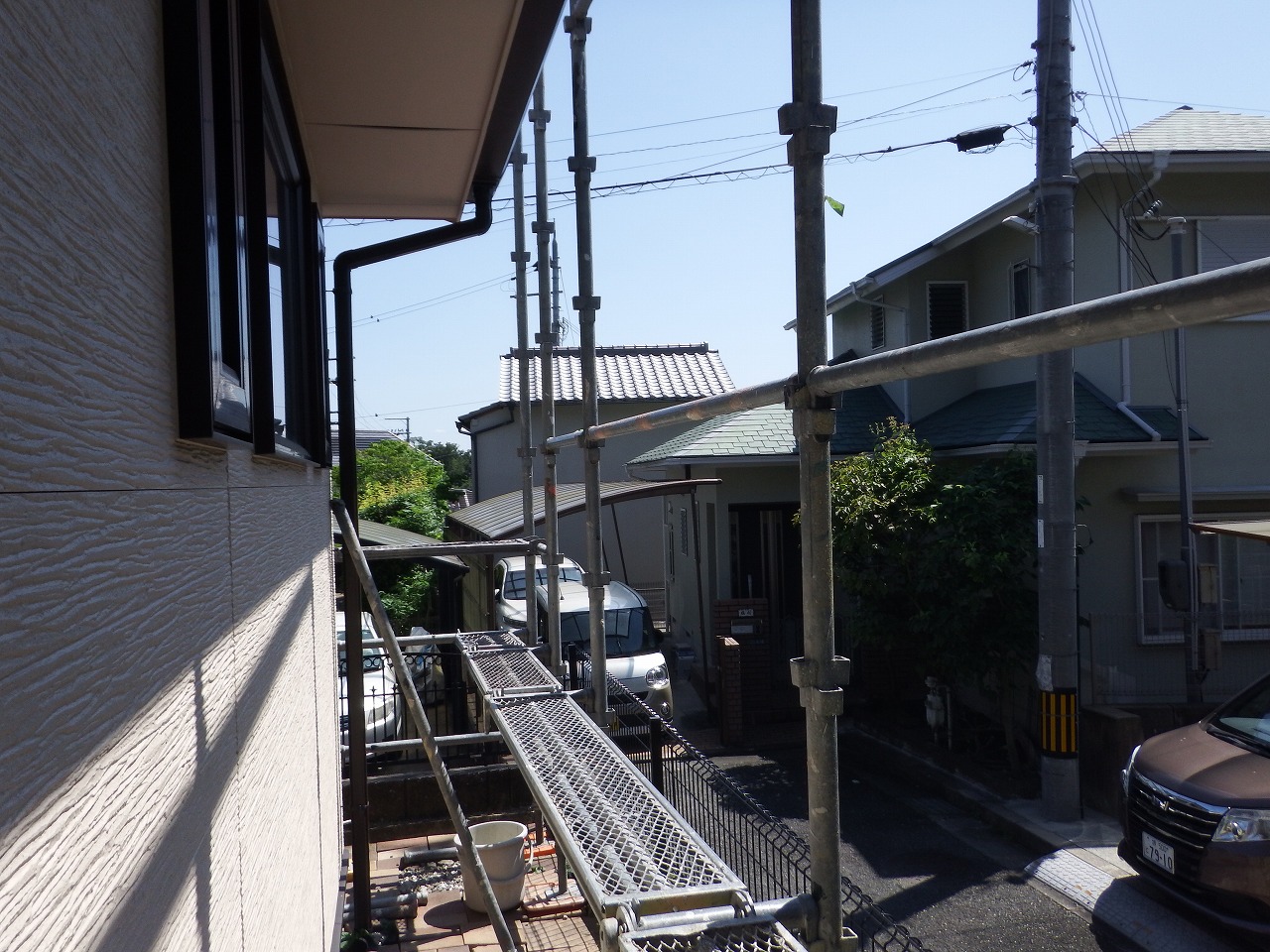 生駒市の塗装工事、足場設置