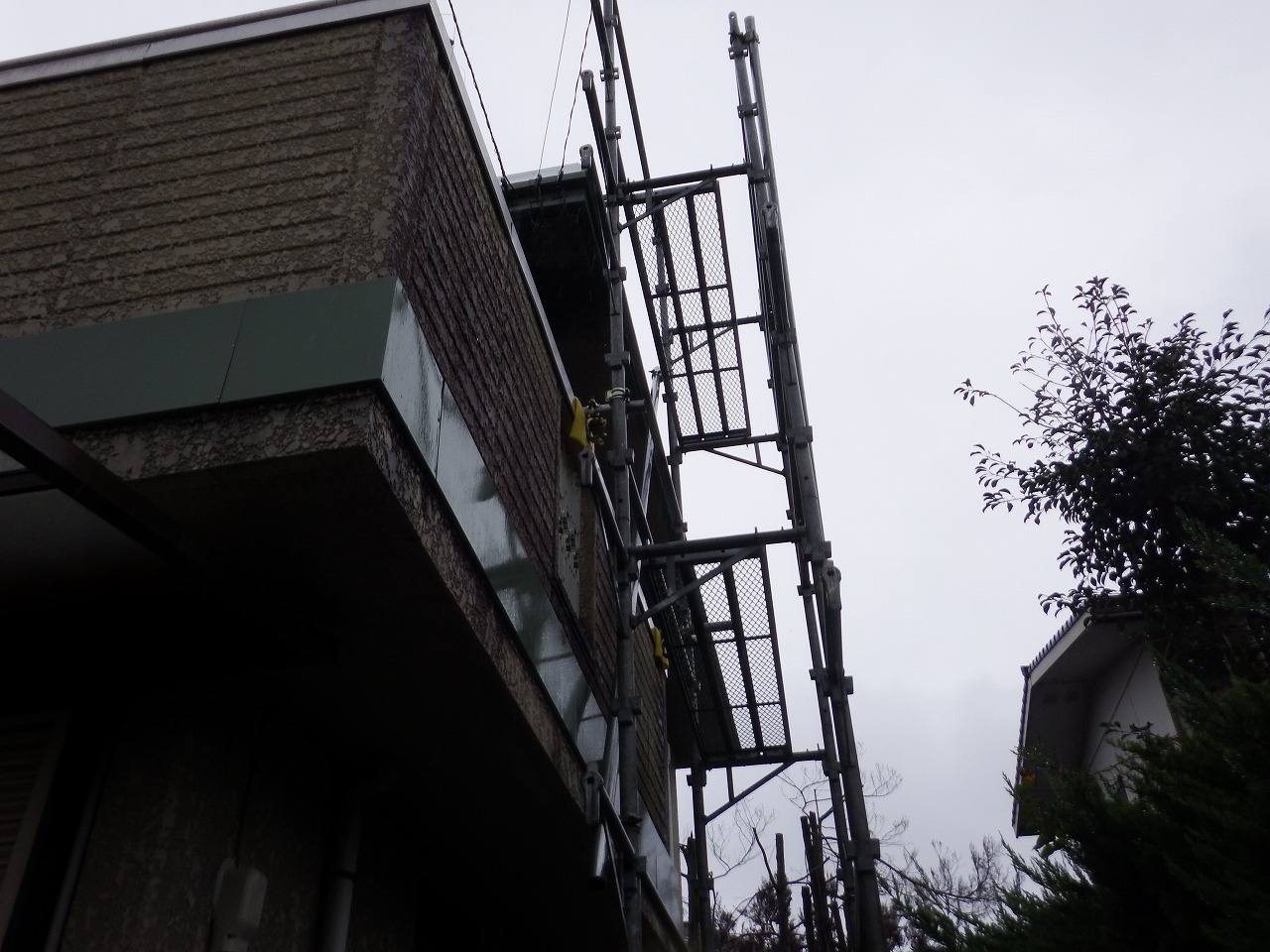 生駒市の足場組み立て