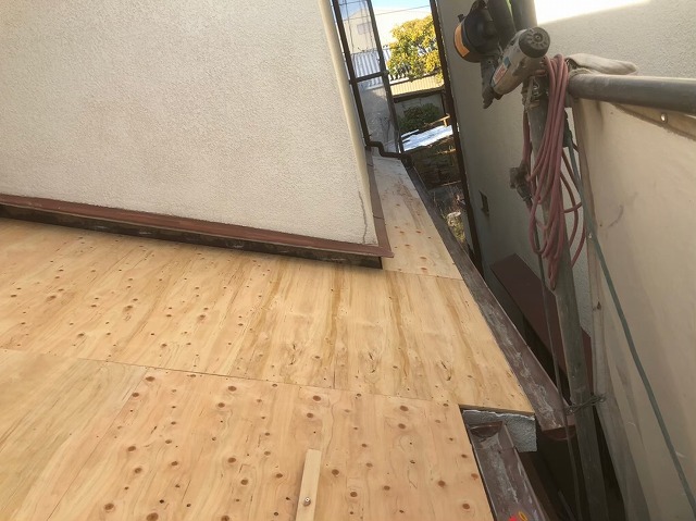 かさ上げ後増し張り