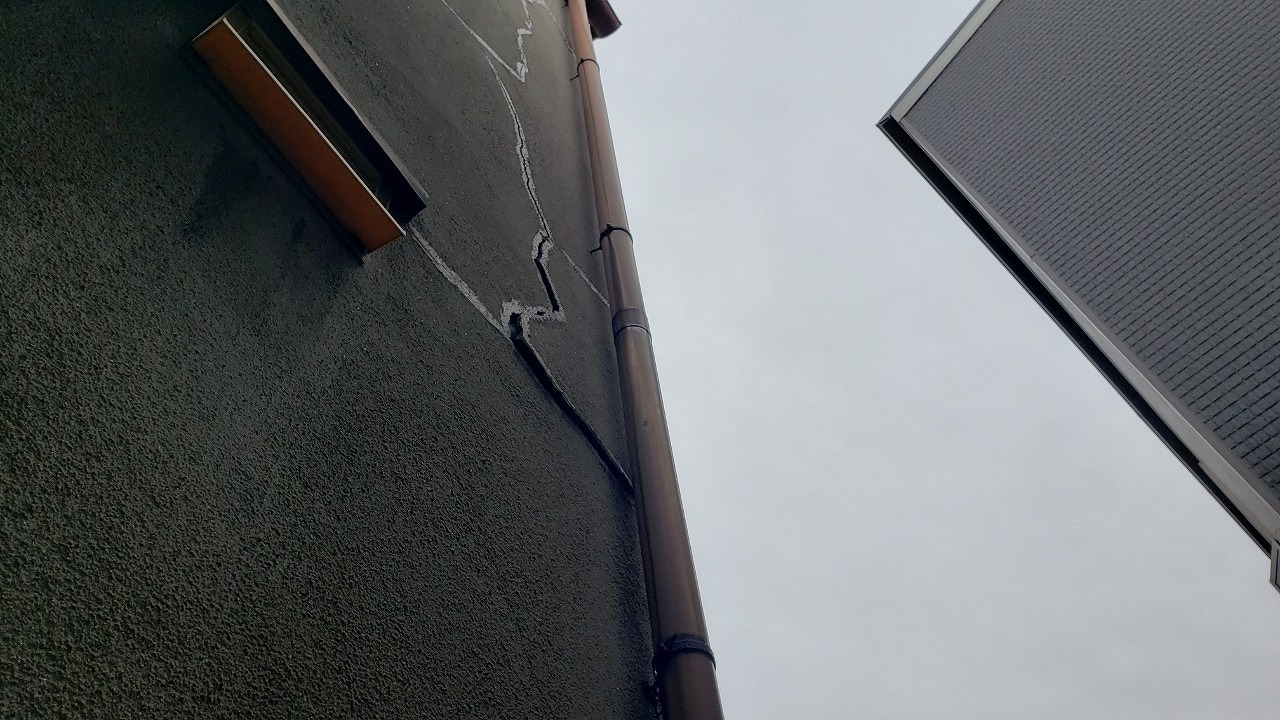 大阪市の壁のクラック