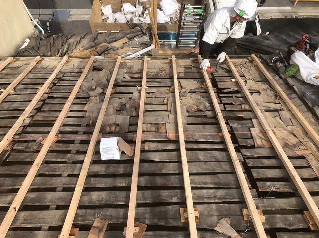 野地板のメンテナンス不陸調整