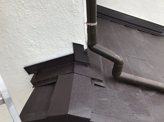 劣化した雨樋の交換