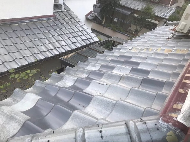 葛城市　割れた桟瓦　補修完成