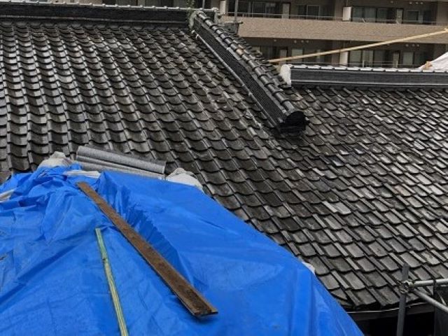 奈良市の屋根の段差