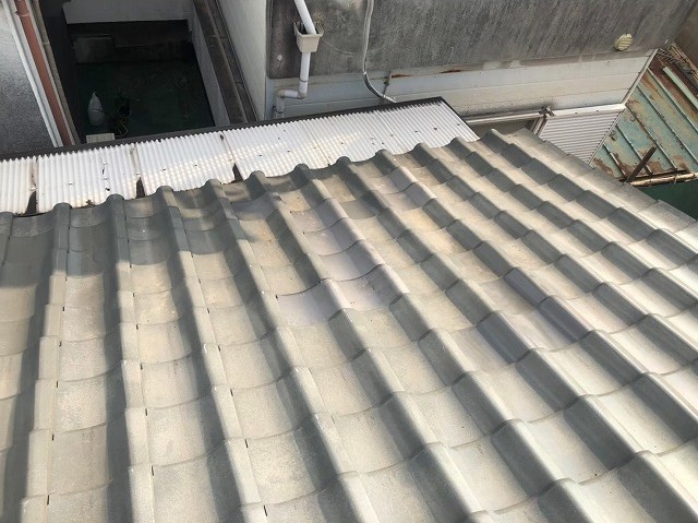 瓦の入れ替え工事