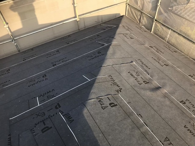 最新の防水紙を設置