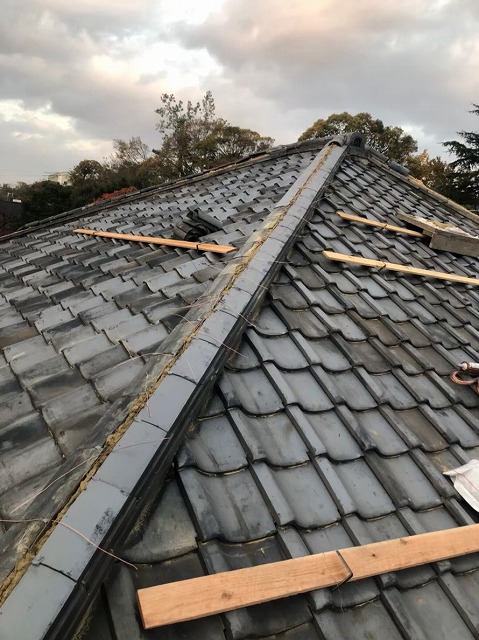 大和郡山市　お寺　棟瓦工事　施工中