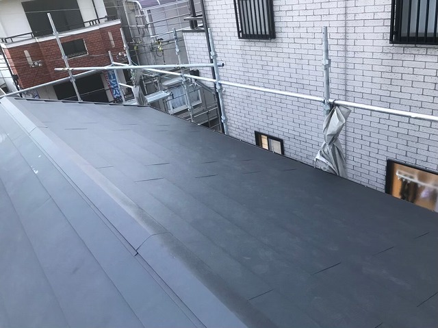 黒いガルテクトへ葺き替え