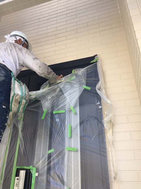 玄関扉養生バラし