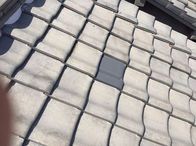 平瓦の一部補修工事