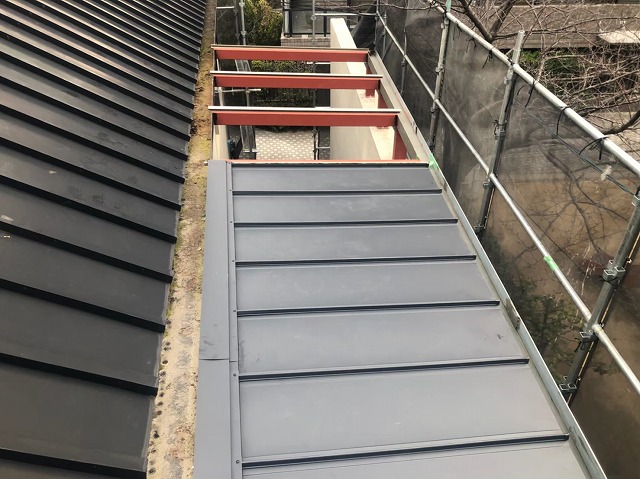 立平葺きで増築