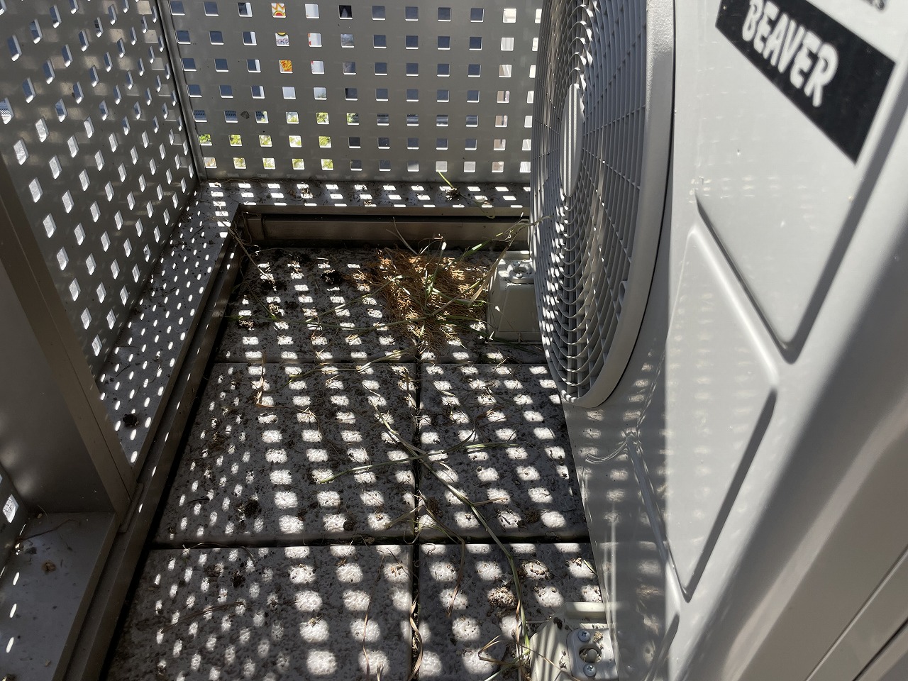 斑鳩町ハイツベランダ