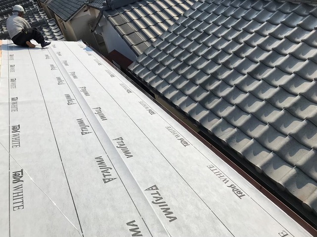 防水紙と水切り板金