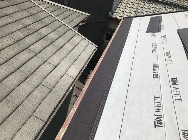 防水紙と水切り板金