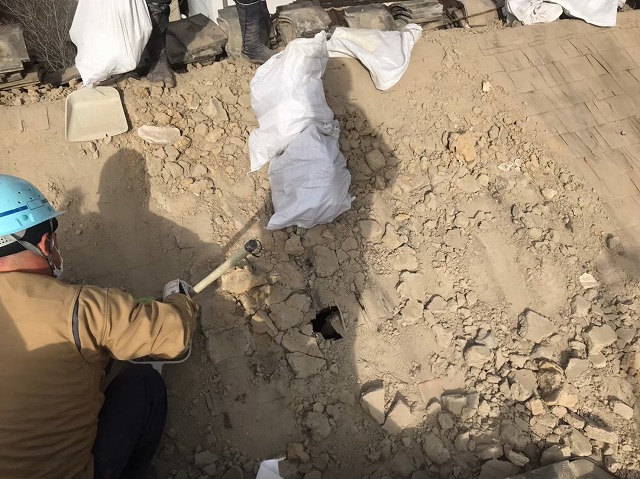 瓦の撤去と葺き土