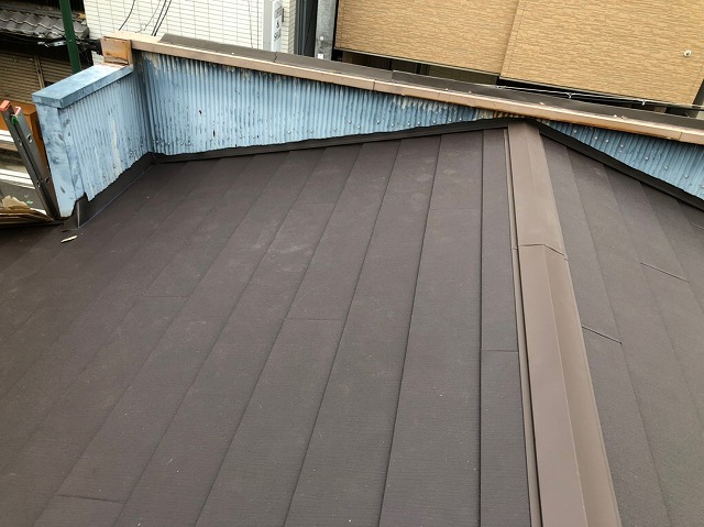 ガルテクト設置と板金