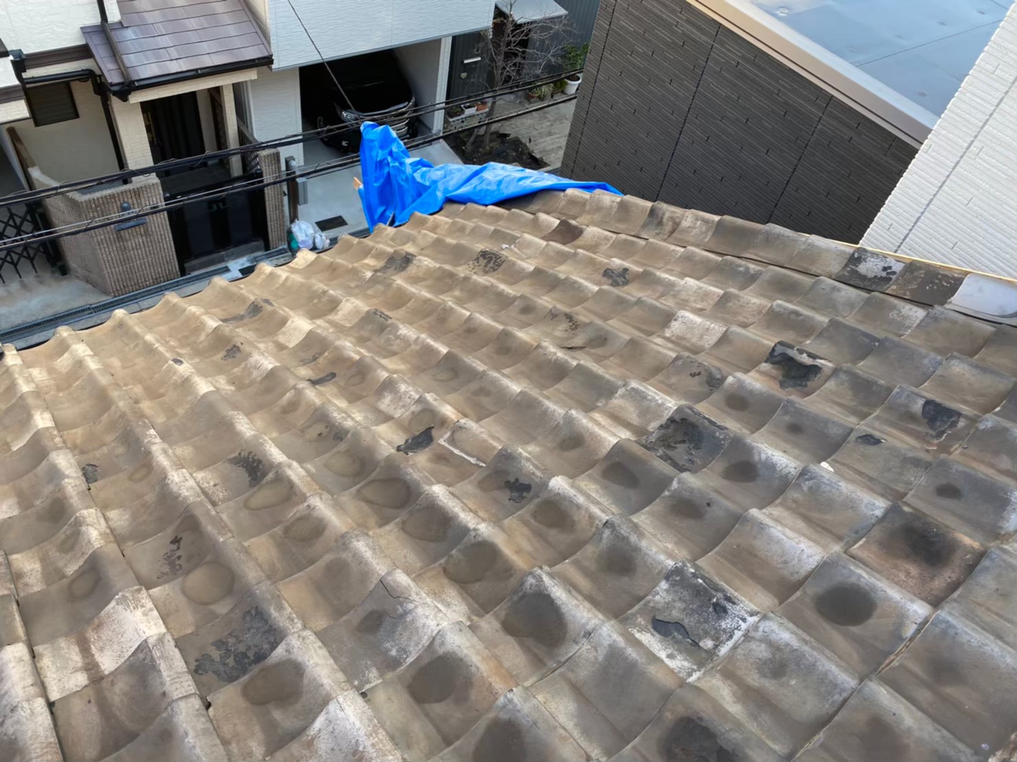 奈良市の長屋の和瓦屋根を無料点検