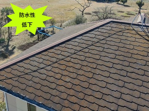 防水性低下している屋根