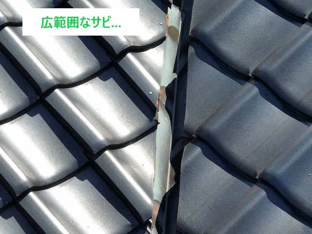 谷板金からの雨漏り？原因と修理方法をご紹介します♪