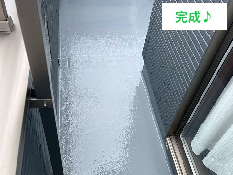 防水工事　ベランダ床をFRP防水工事