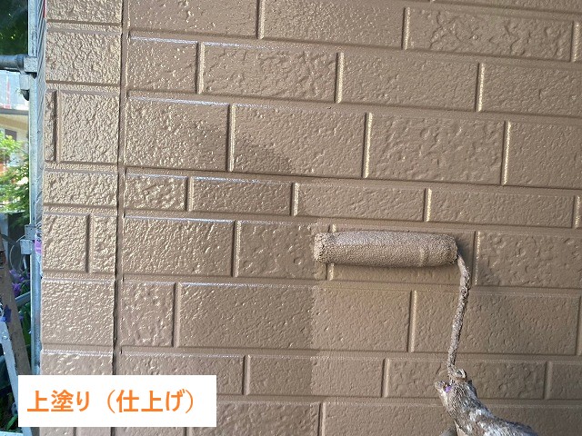 外壁塗装を実施！色褪せや汚れは家が古く見えてしまいます。新築同様に蘇りますよ～♪