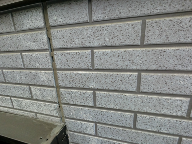 目地のひび割れ