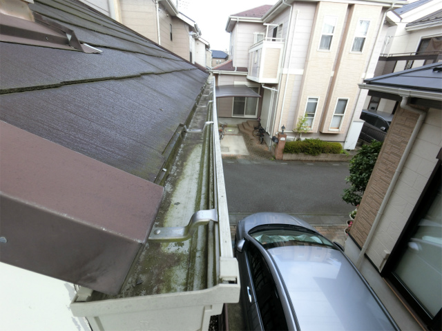 雨樋内の汚れ