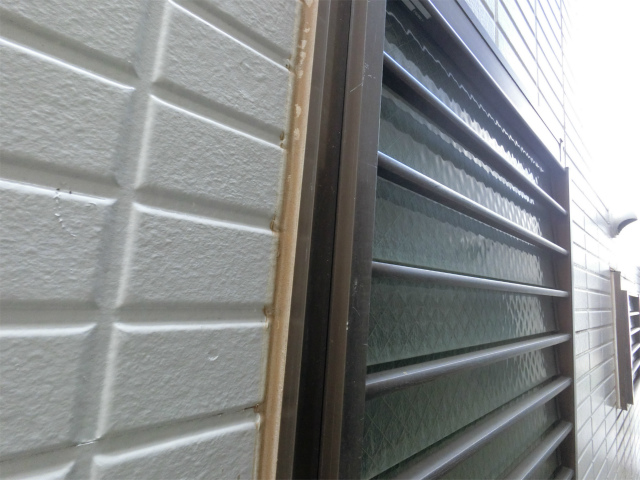 サッシ目地