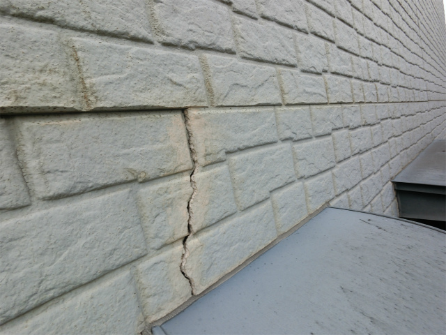外壁の破損