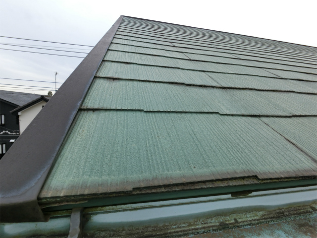 屋根塗装剥がれ