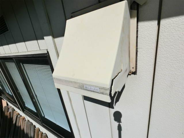 換気扇カバーの破損