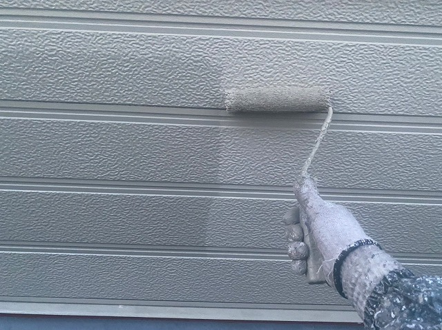 外壁塗装下塗り