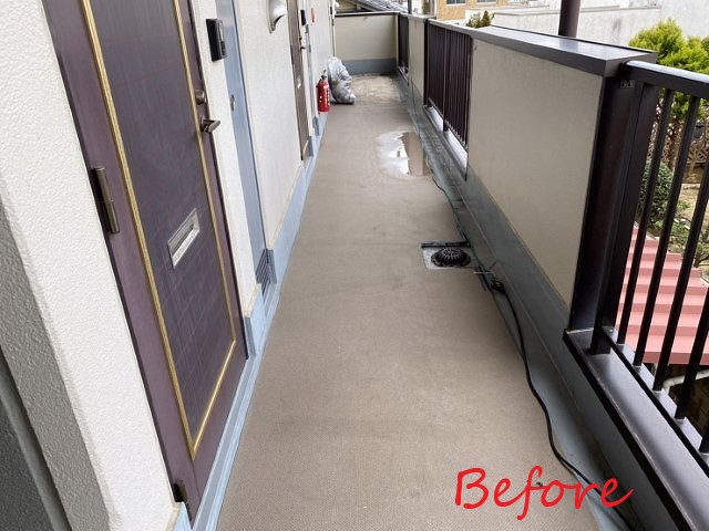 防水工事　マンション共用廊下に長尺シート