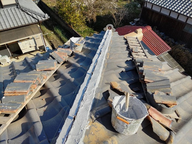 棟の南蛮漆喰で土台