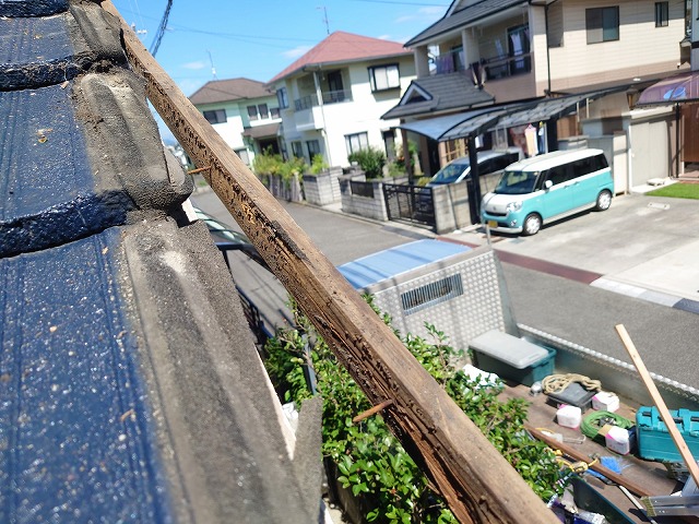腐食した木下地