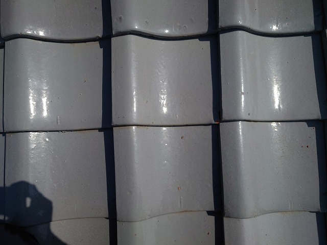 和型釉薬瓦の屋根