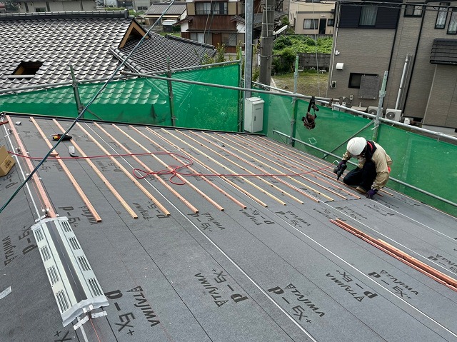 瓦桟木の施工