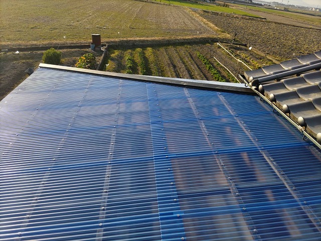 エスロン波板の屋根