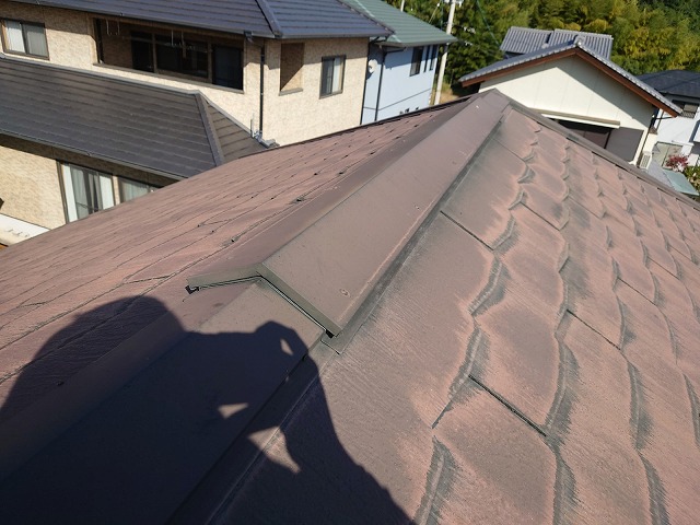 スレート屋根の換気棟