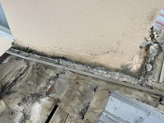 壁際の下地の状況