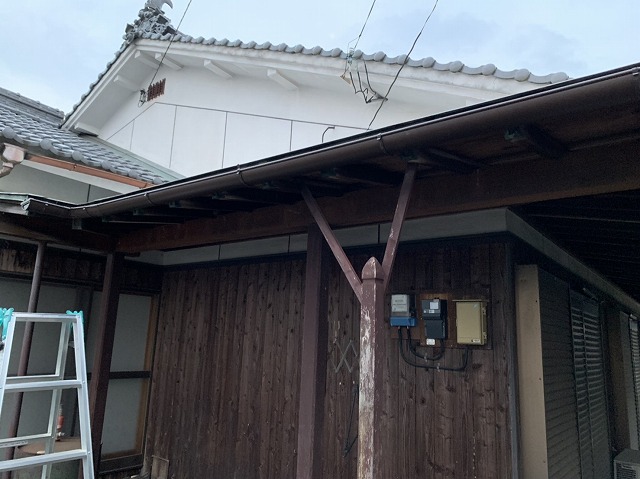 新しい雨どい