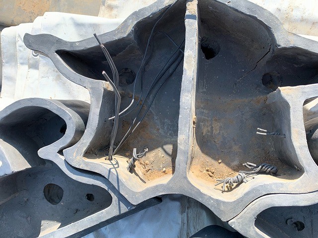 三つ組の鬼瓦の組み立て