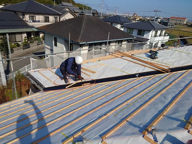 桟木の打ち付け